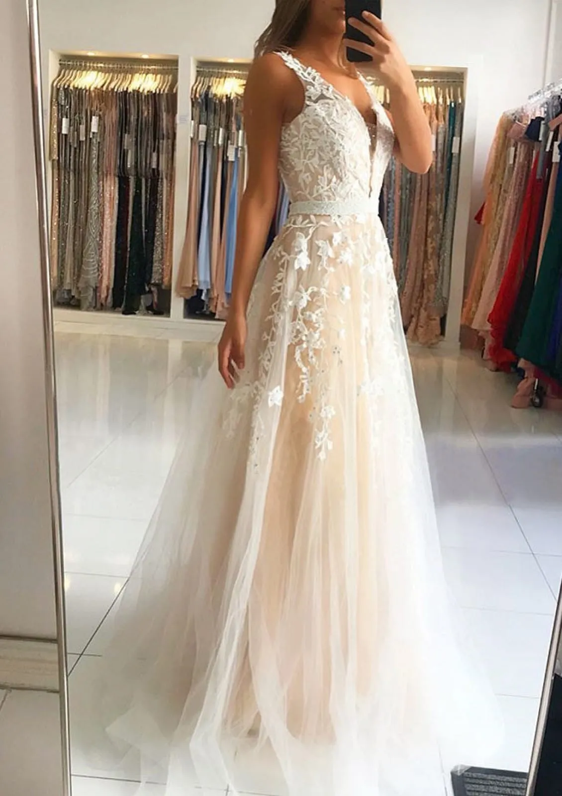 A-line/Princess Champagne Sleeveless Lace Tulle Formal Evening Prom Dress