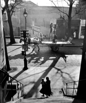 Avenue Simon Bolivar, Paris