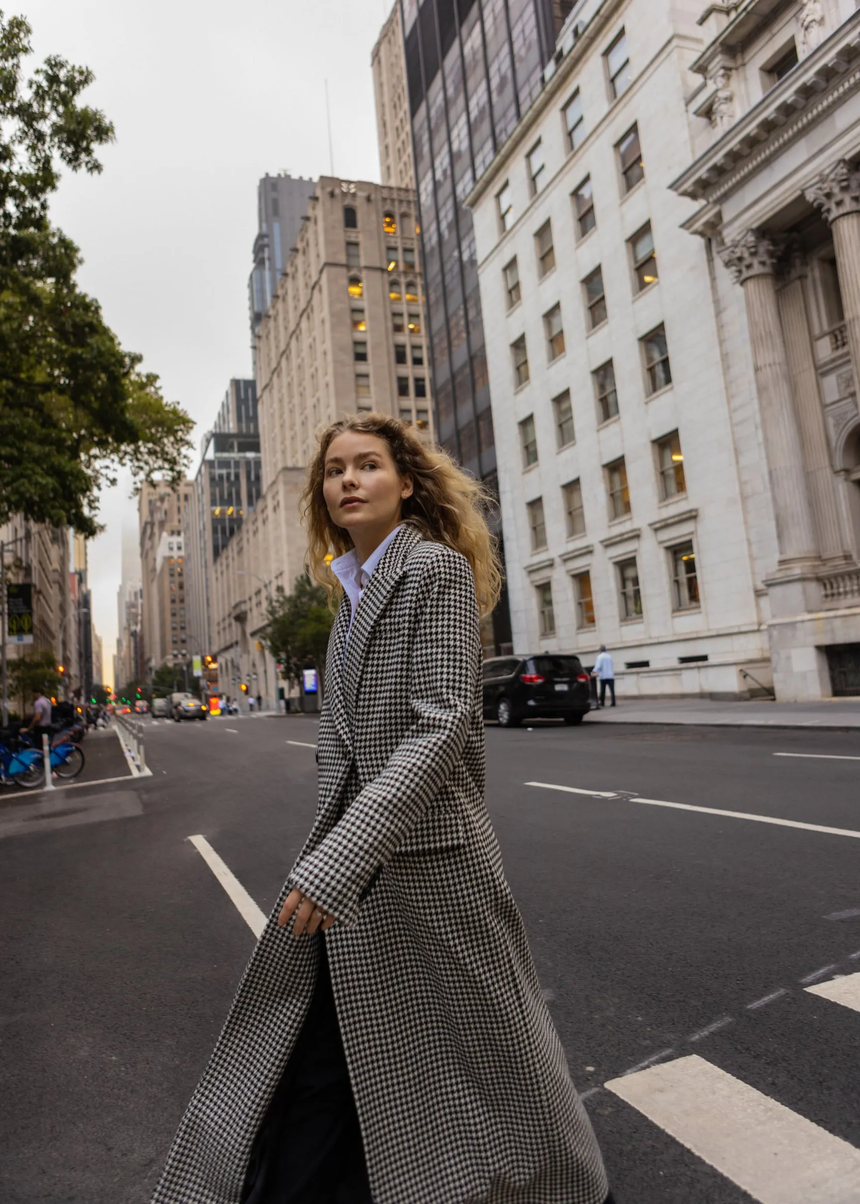 Brice Coat in Wool Houndstooth