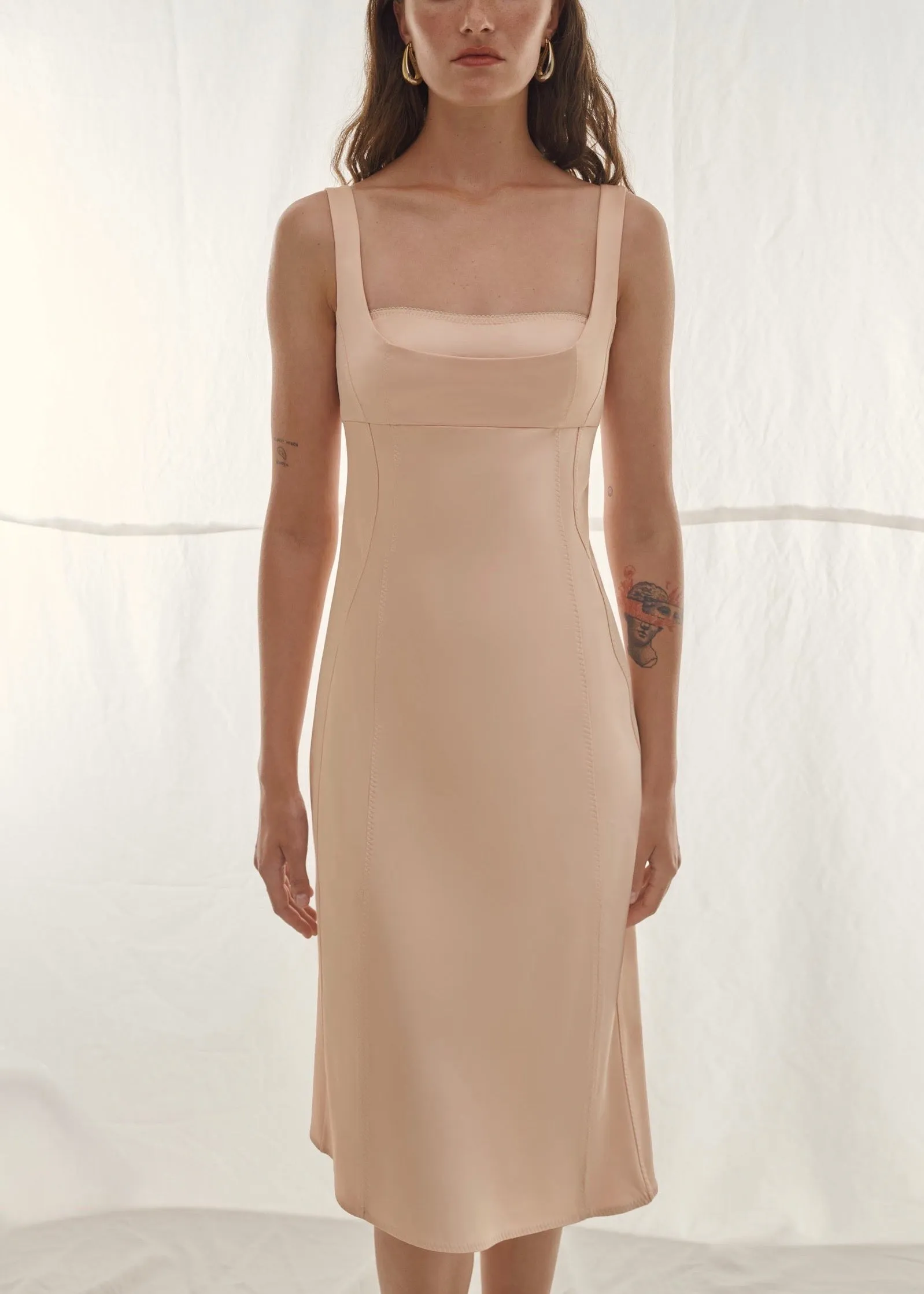 Crème Brulee Dress (Peach)