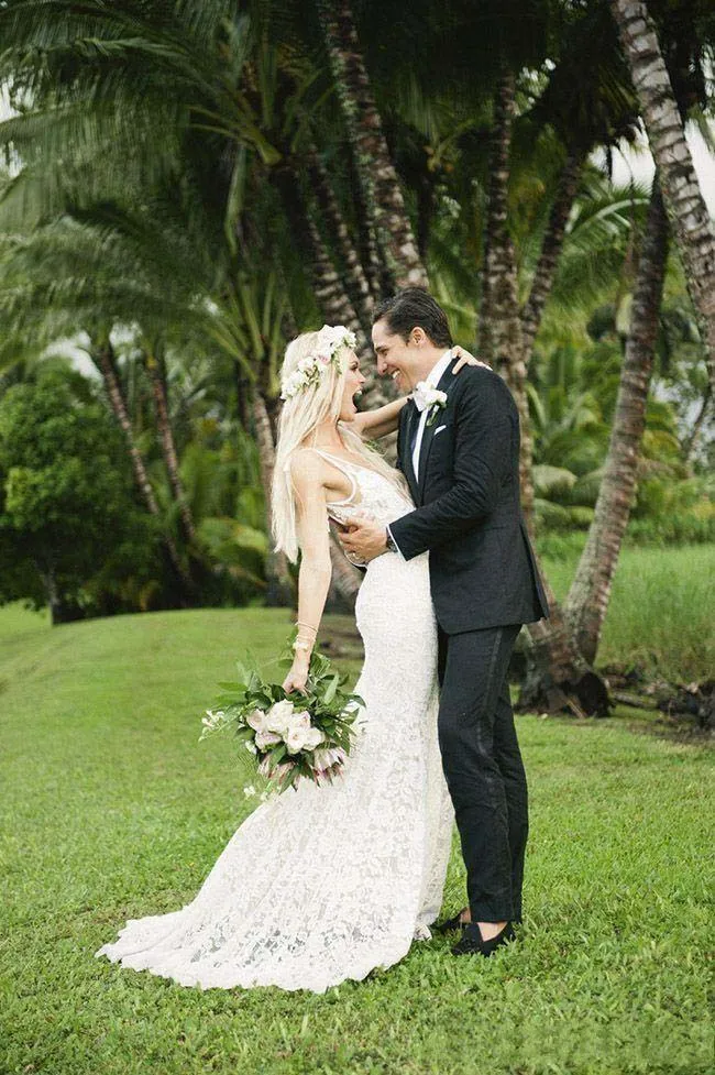 Deep V Neck Appliques Backless Trumpet Beach Lace Mermaid Bohemian Wedding Dress-715340