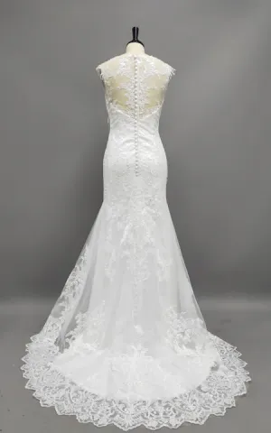 Delicate Scoop Neck Lace Wedding Dress With Illusion Back-HT_708822