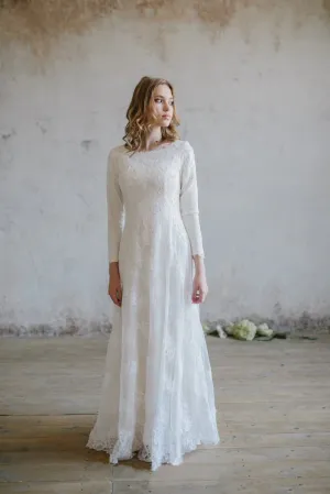 Elegant Chiffon and Lace Scoop Neckline 3/4 Sleeve Wedding Dress-715684
