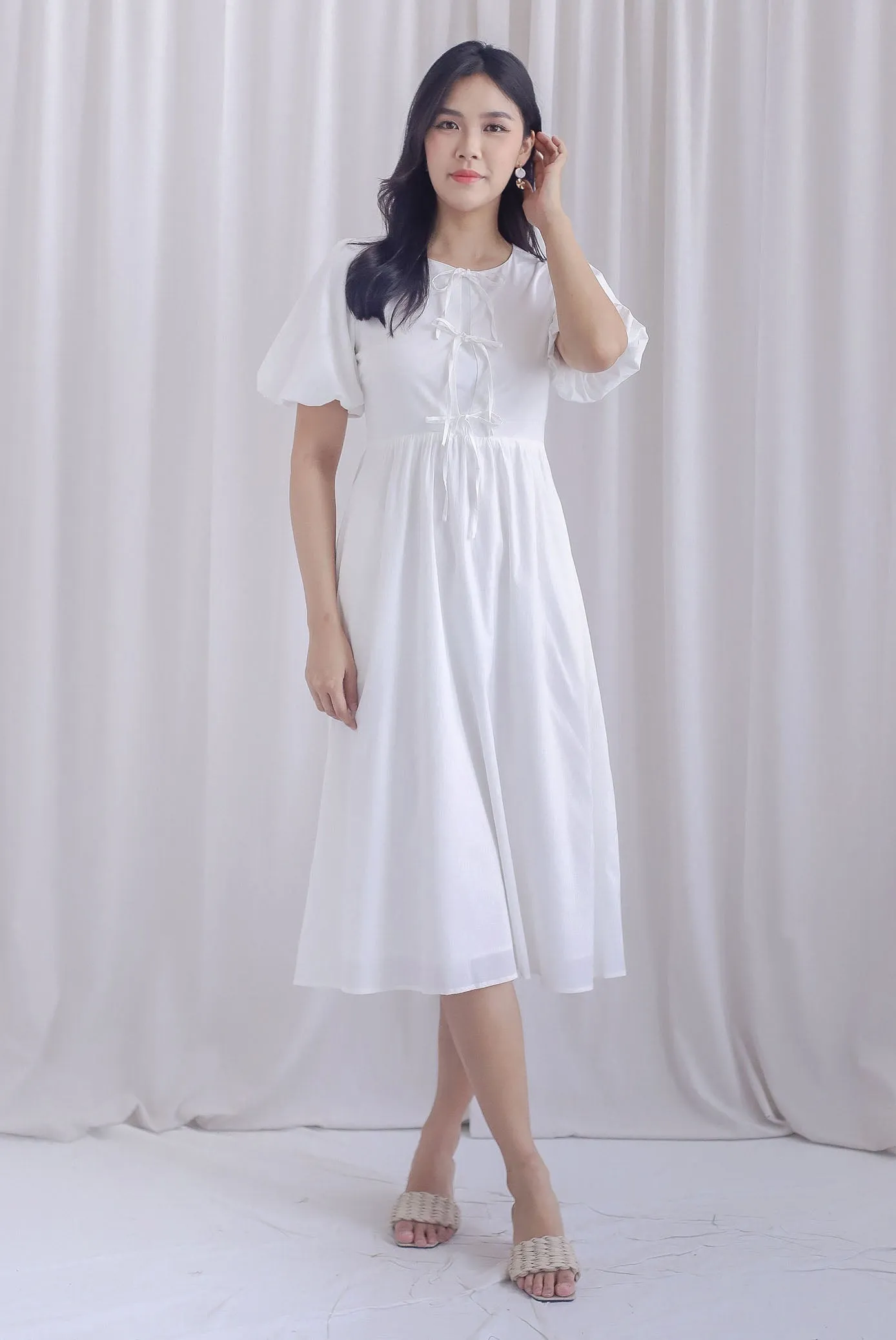 Heather Tie Ribbons Front Midi Dress in White