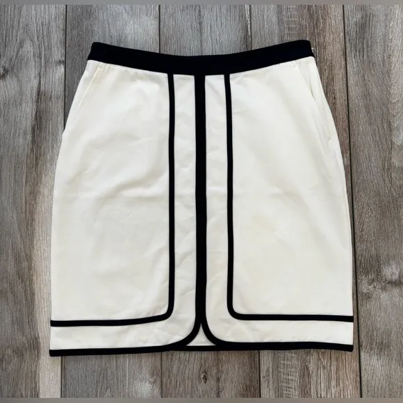 J.Mclaughlin ~ Women's Marf Skirt Mid-Length Pencil Ivory / blue trim Size 6 NWT