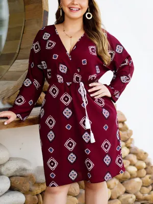 Original Design Retro Floral Deep V-neck Tie Waist Slimming Large Size Women's Dress