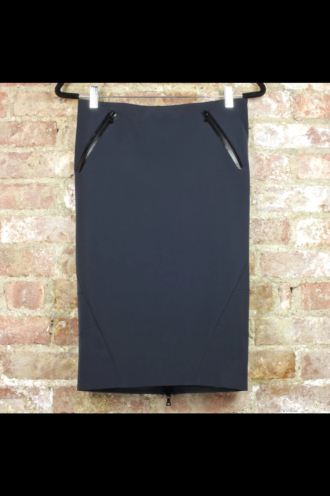PRADA ZIP-BACK PENCIL SKIRT - XS