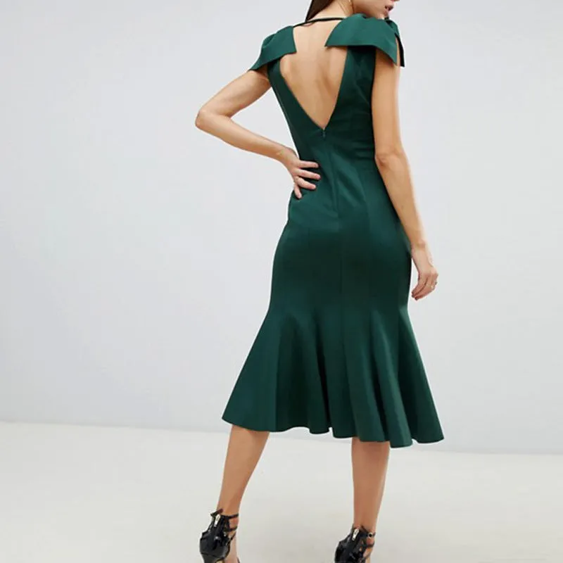 Sexy Deep V-neck Halter Evening Dress Pleated Dress