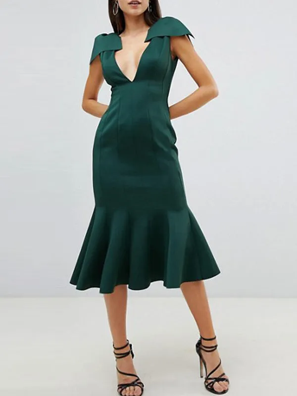 Sexy Deep V-neck Halter Evening Dress Pleated Dress