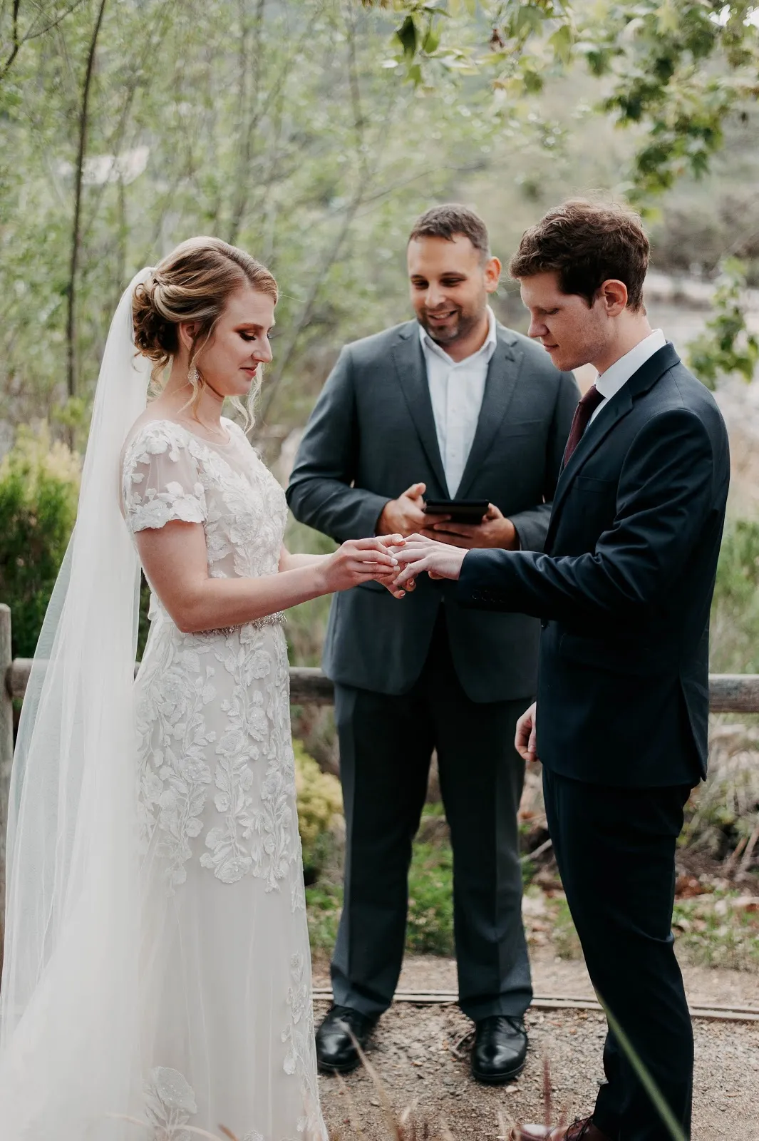 Sheath Round-neck Short Sleeves Backless Lace Appliques Wedding Dresses, WD0498