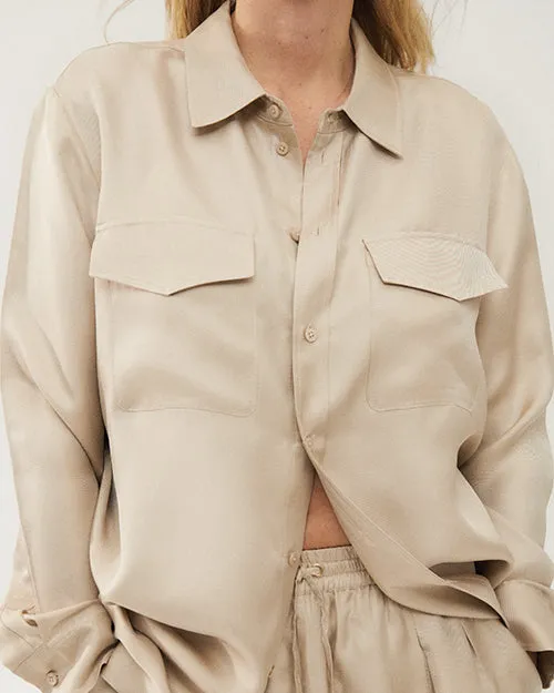 SILK LAUNDRY | Twill Boyfriend Shirt | Hazelnut