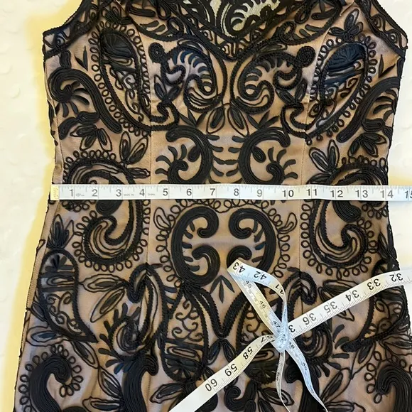 Sue Wong Nocturne Black Lace Sleeveless Pencil Dress - Size 6