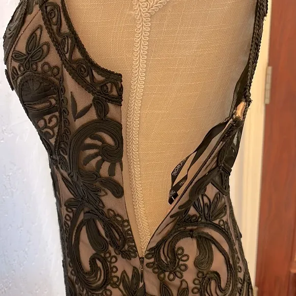 Sue Wong Nocturne Black Lace Sleeveless Pencil Dress - Size 6