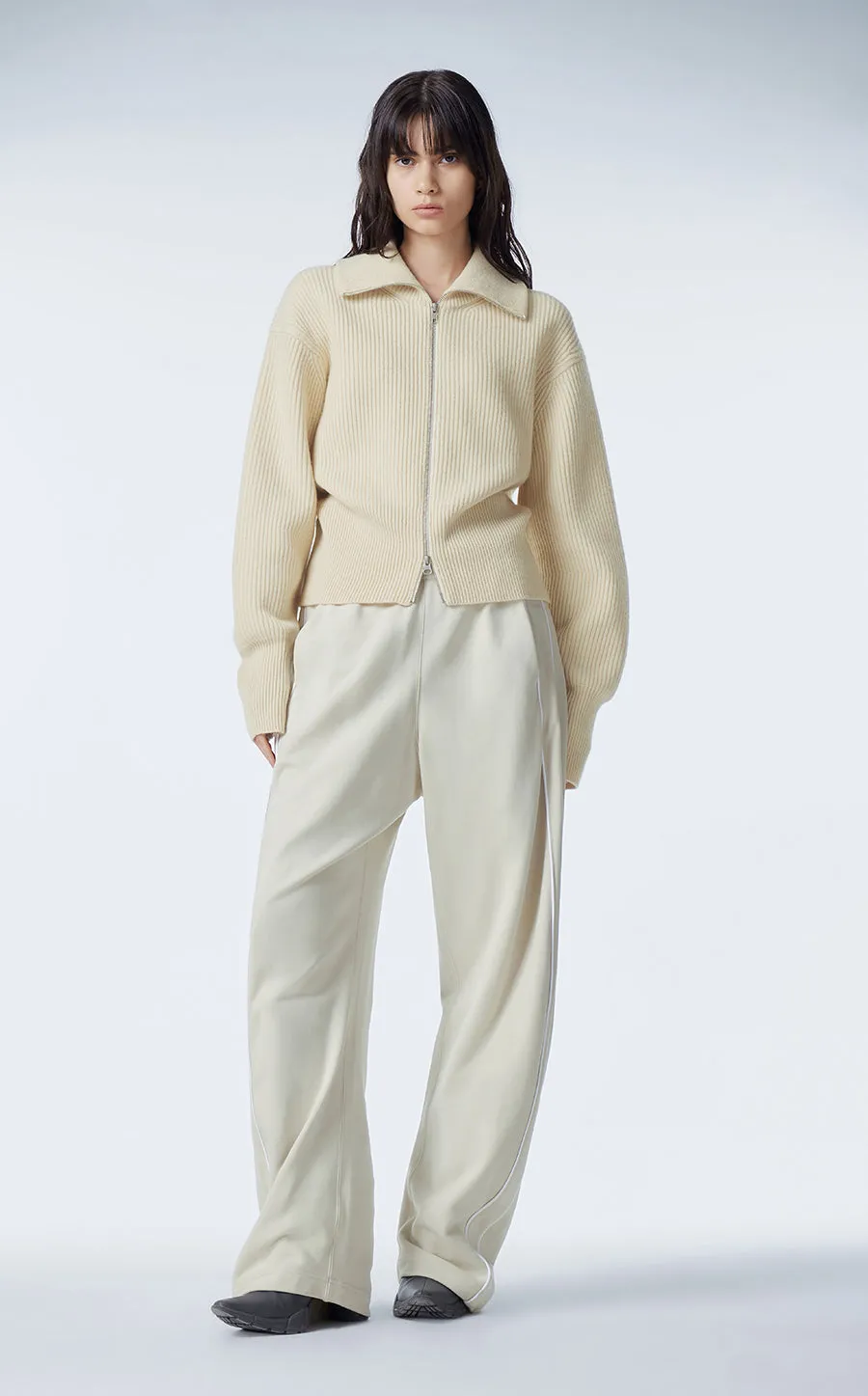 Sweater / JNBY Cropped Wool Cardigan