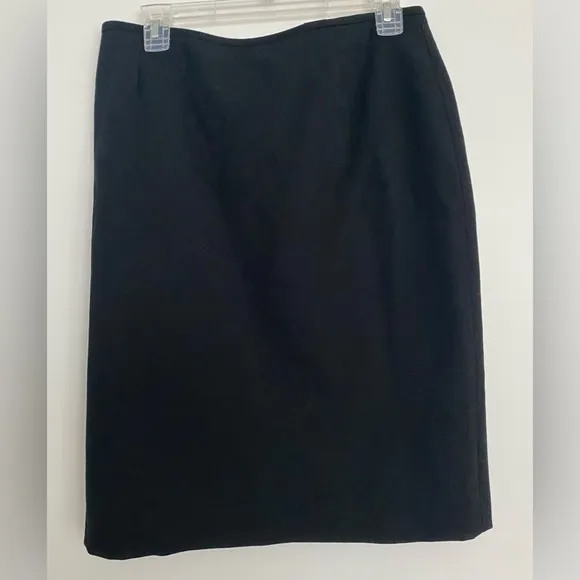 TAHARI Arthur S. Levine Black Skirt &amp; Jacket Two-Piece Suit Set size 8 poly/wool