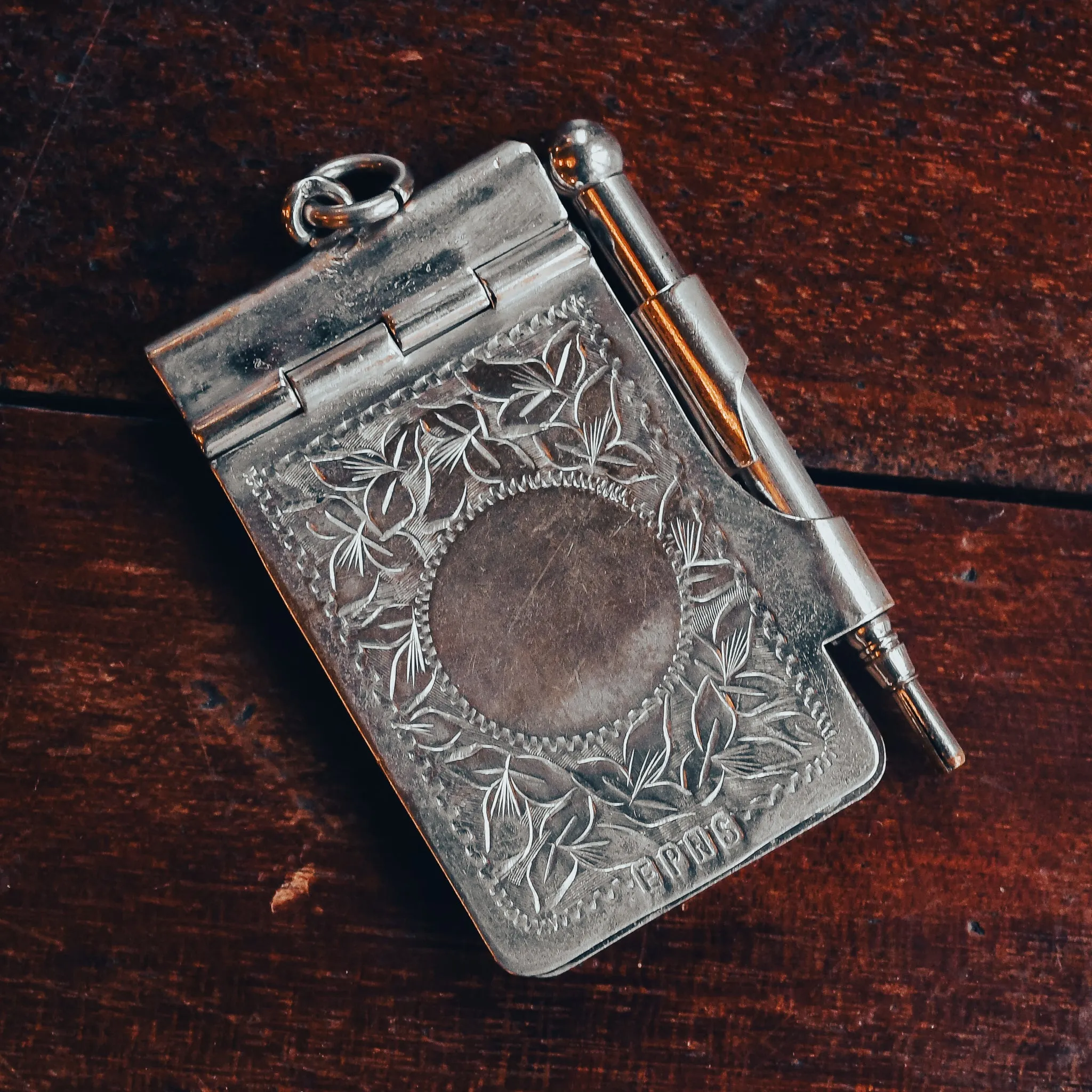 Victorian Ivy Leaf "Ballspende" Dance Card Pendant with Pencil